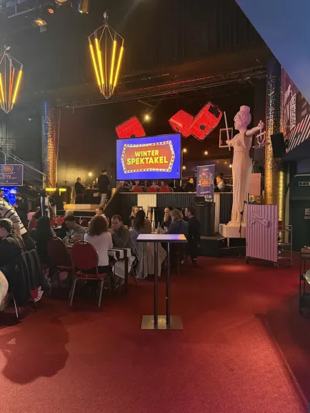 Weihnachtsevent 2025 im Delphi Showpalast Hamburg