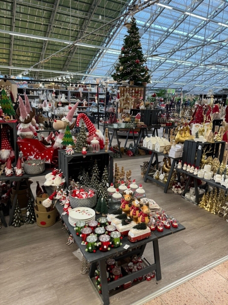 Weihnachtsausstellung und Weihnachtsmarkt im Dehner Garten-Center in Harburg-Marmstorf