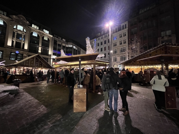 Weihnachtsmarkt Gänsemarkt Hamburg